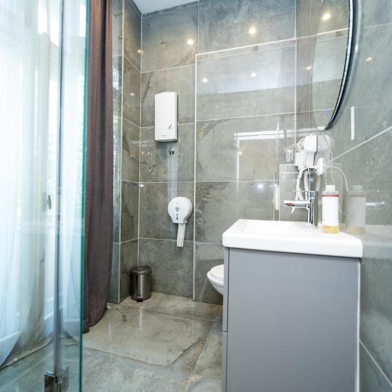 Kings Palace - Superior Dvokrevetna Soba sa Bračnim Krevetom i Pogledom na Grad - 10