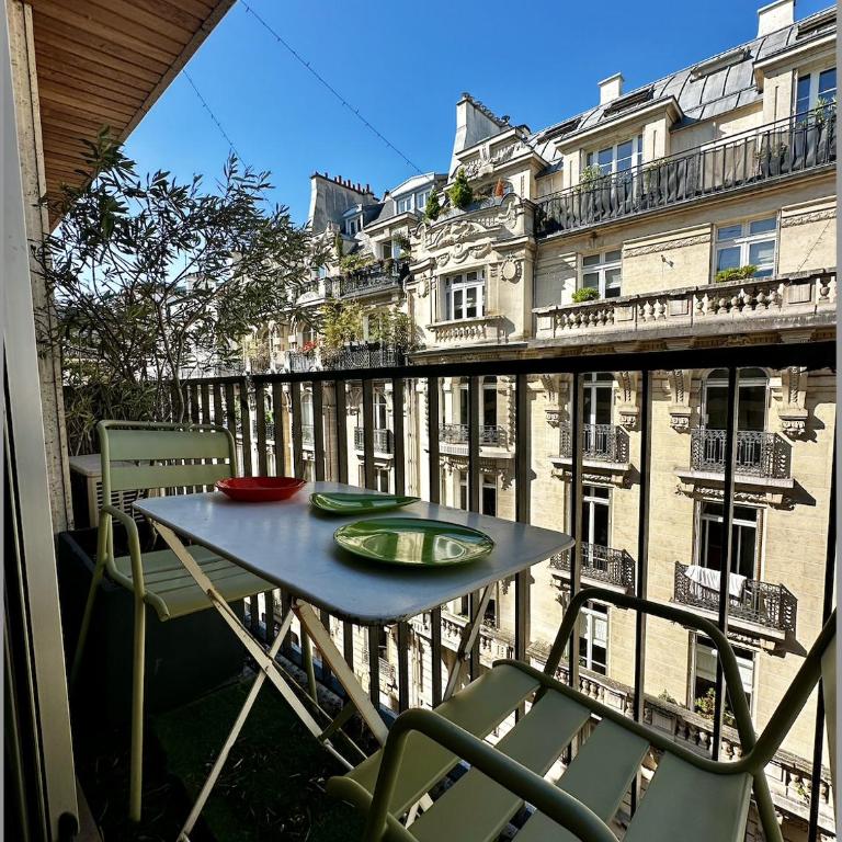 Stylish studio 3-4p with AC and balcony near Champs-Élysées - Apartamento familiar de 1 dormitorio - 15