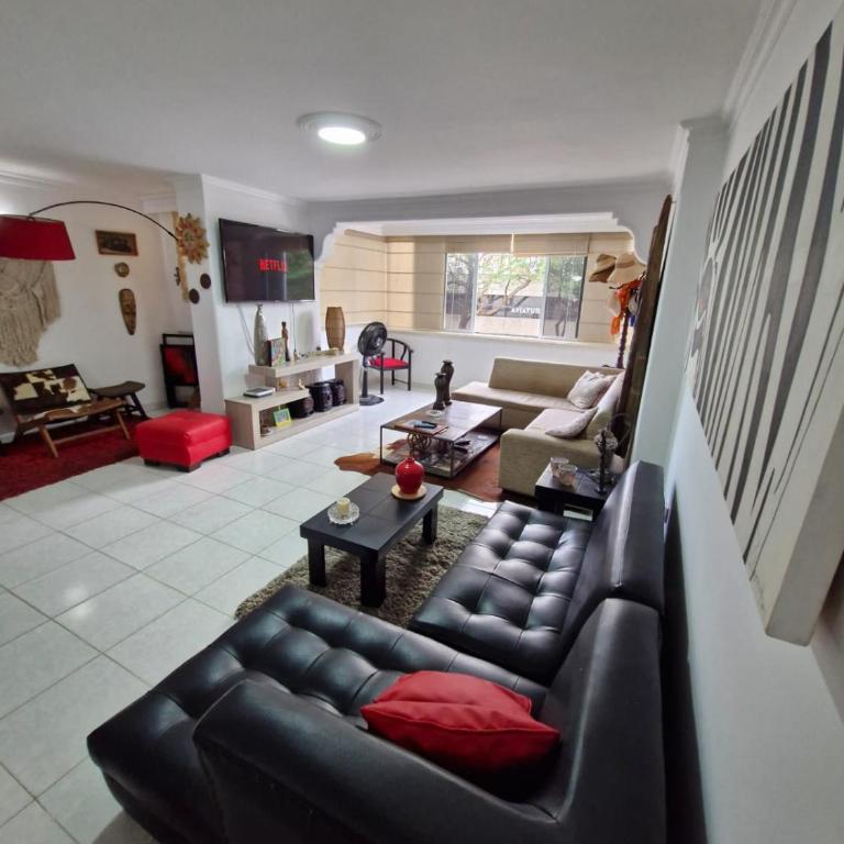 Calamari Familiar 3 Habitaciones - Three-Bedroom Apartment - 1