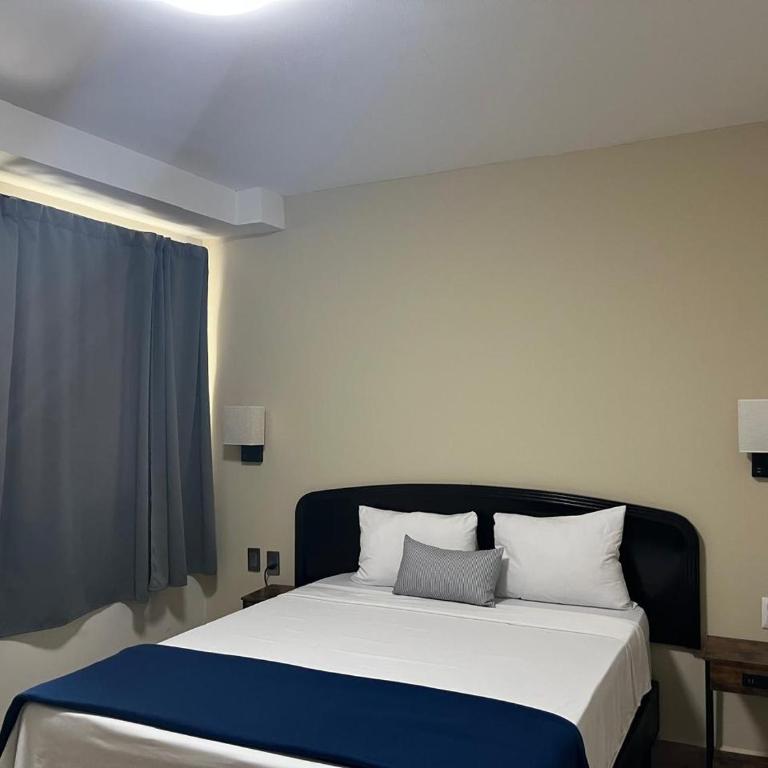 Hotel Plaza del Arco - Monterrey - Double Room - 2