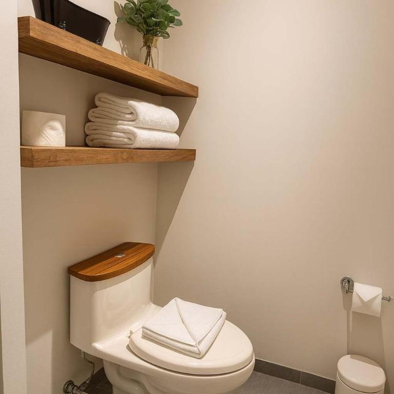 Large studio with working space 100m from 5th Ave - Studio - 10