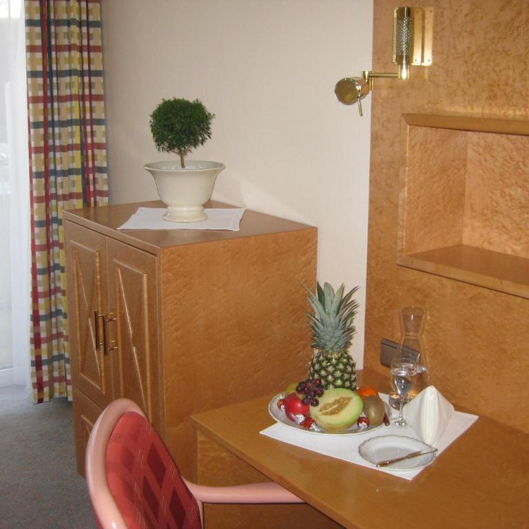 Kurhotel Roswitha - Comfort Einzelzimmer mit Balkon - 3