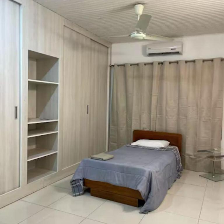 Amplia casa, patio y quincho a minutos de la capital - Double Room - 3
