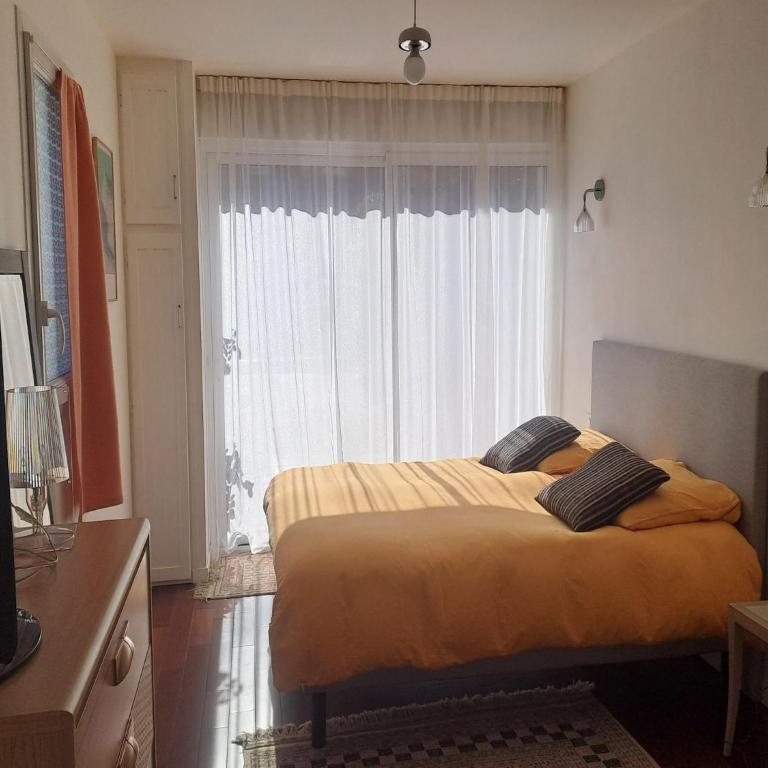 Holiday Home in Perros-Guirec near Beaches - Casa Vacanze con 4 Camere da Letto - 9