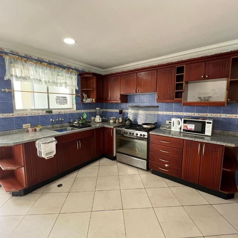 Departamento en el Centro de Loja - Apartamento de 2 dormitorios - 17