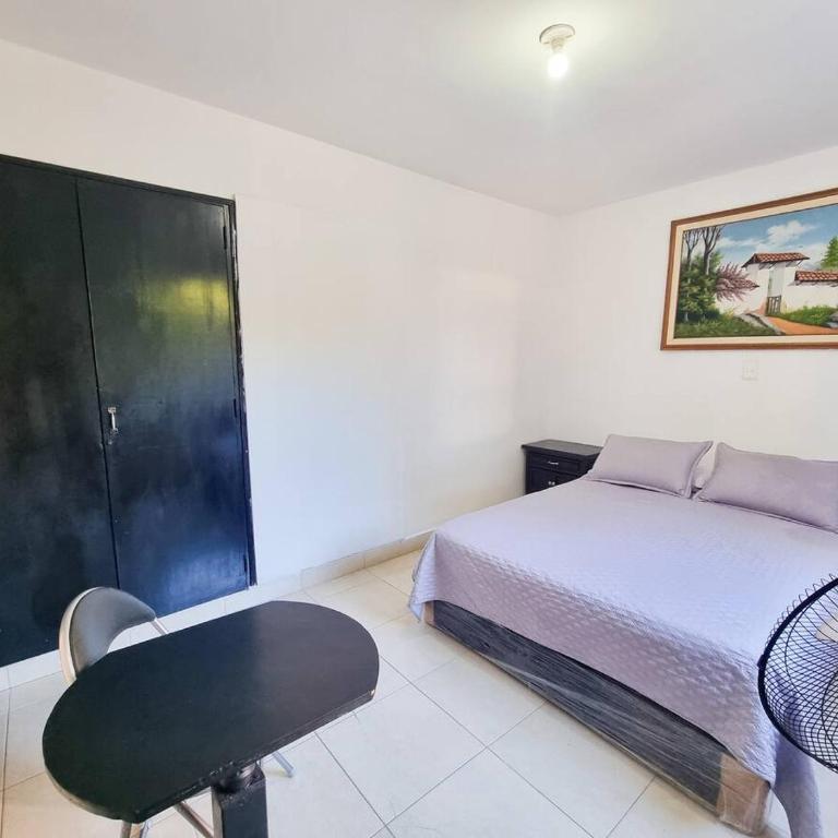 Casa grande en Medellín cerca al Estadio - Apartamento - 17