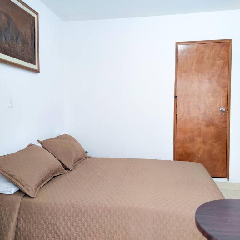 Casa grande en Medellín cerca al Estadio - Apartamento - 26