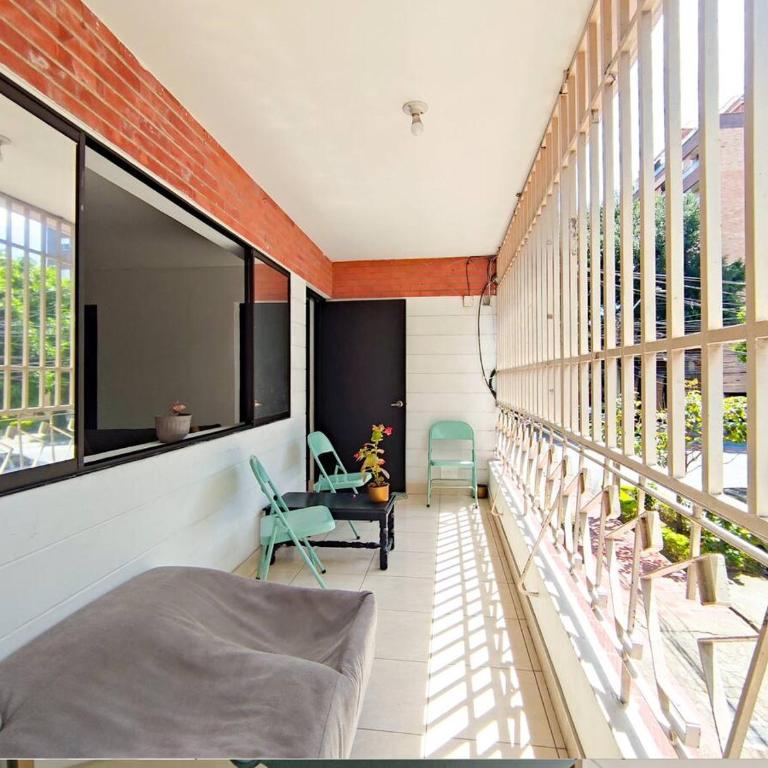 Casa grande en Medellín cerca al Estadio - Apartamento - 6