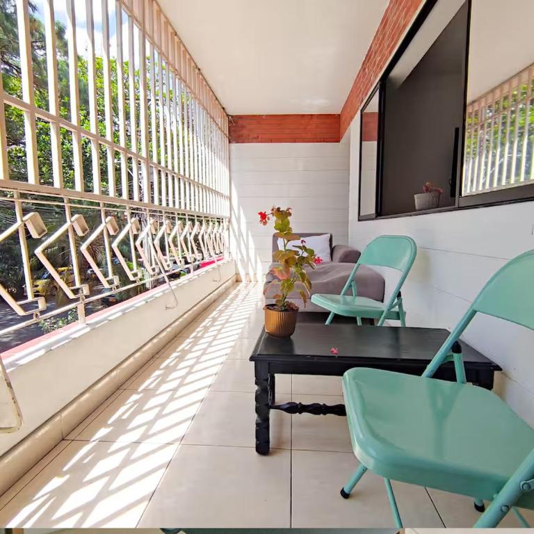 Casa grande en Medellín cerca al Estadio - Apartamento - 7