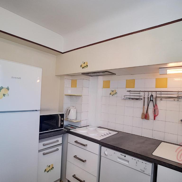 Appartement F2 moderne à Lamalou-les-Bains, proche thermes, balcon, Wi-Fi, animaux acceptés - FR-1-451-204 - Apartamento de 1 dormitorio - 13