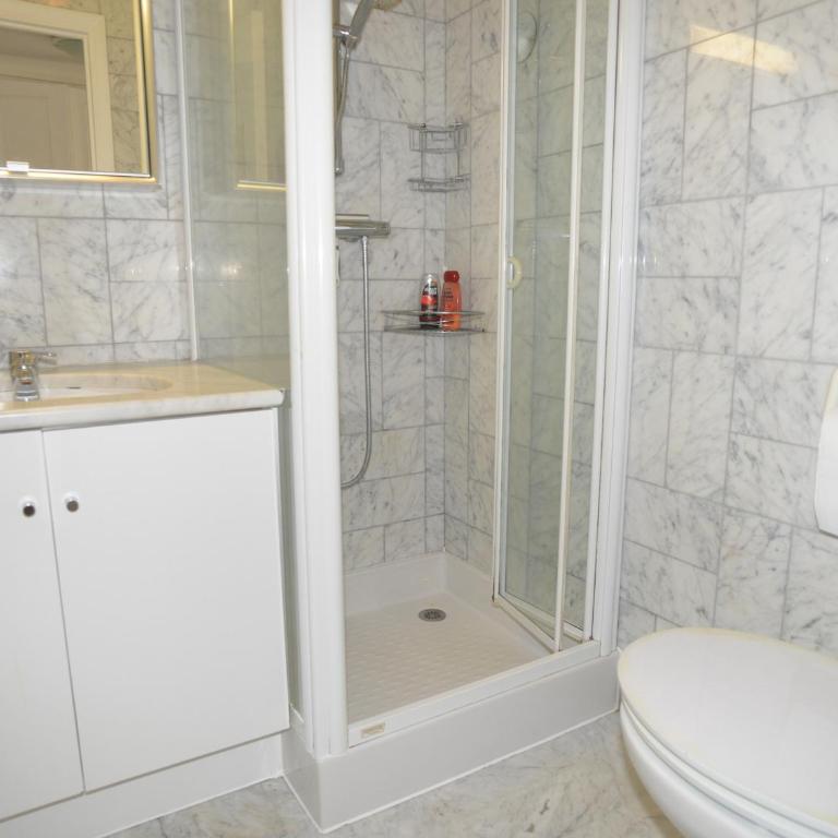 Spacieux 3P avec terrasse et piscine à Menton - FR-1-196-386 - Apartment - 9