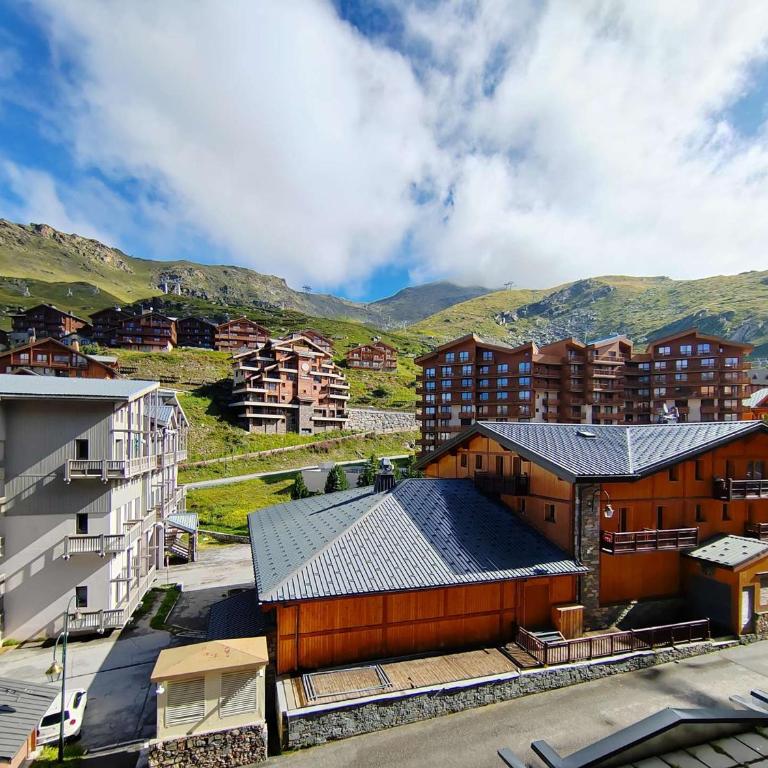Appartement cosy 4 pers, rénové style montagne, ski aux pieds - FR-1-545-53 - Apartment - 16