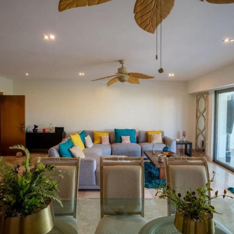 2BR Beachfront Exclusive Condo w/ Top Features - Apartment - 31