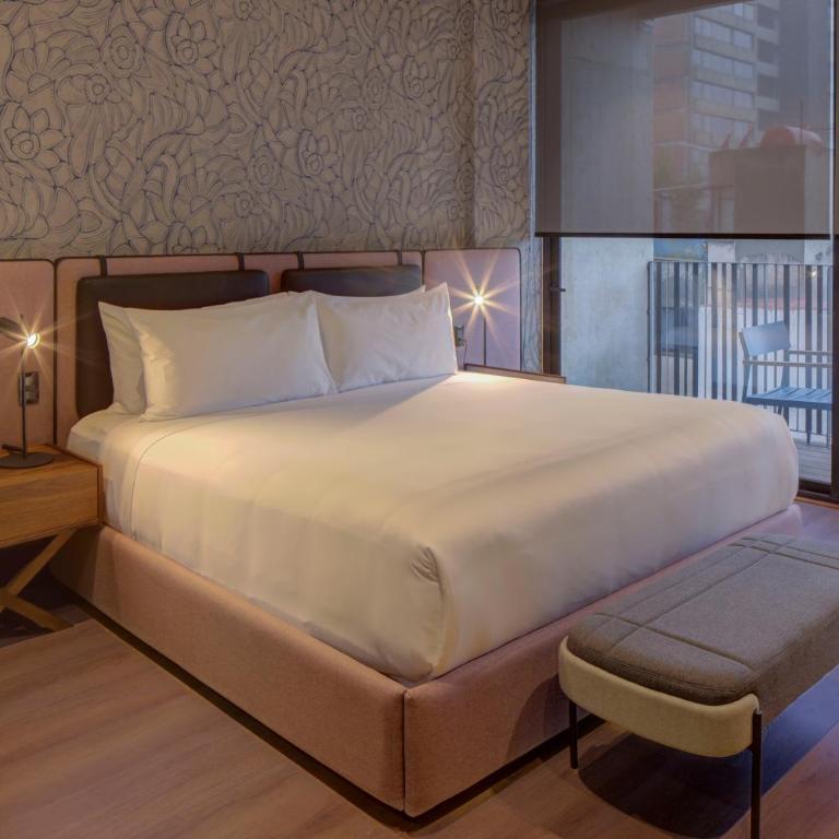 Ubicuo Mexico City - Deluxe Double Room - 1