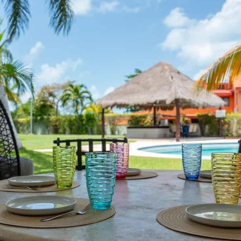 3BR Modern House w/ Pool and Great Location! - Vacation Home - 4