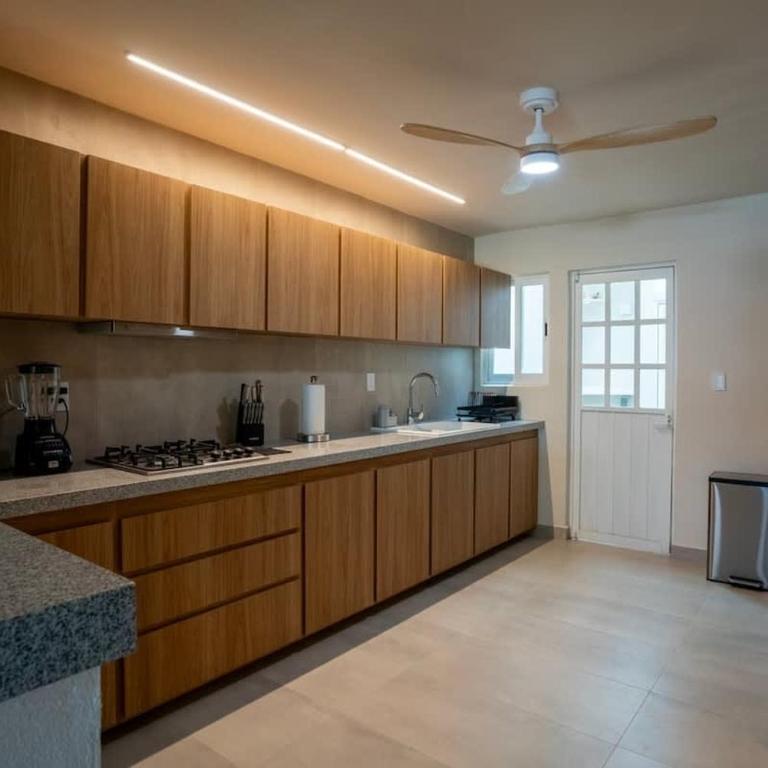 3BR Modern House w/ Pool and Great Location! - Vacation Home - 21