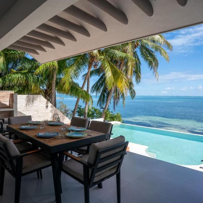 6BR Modern Oceanfront Villa w/ Infinity Pool - Vacation Home - 2