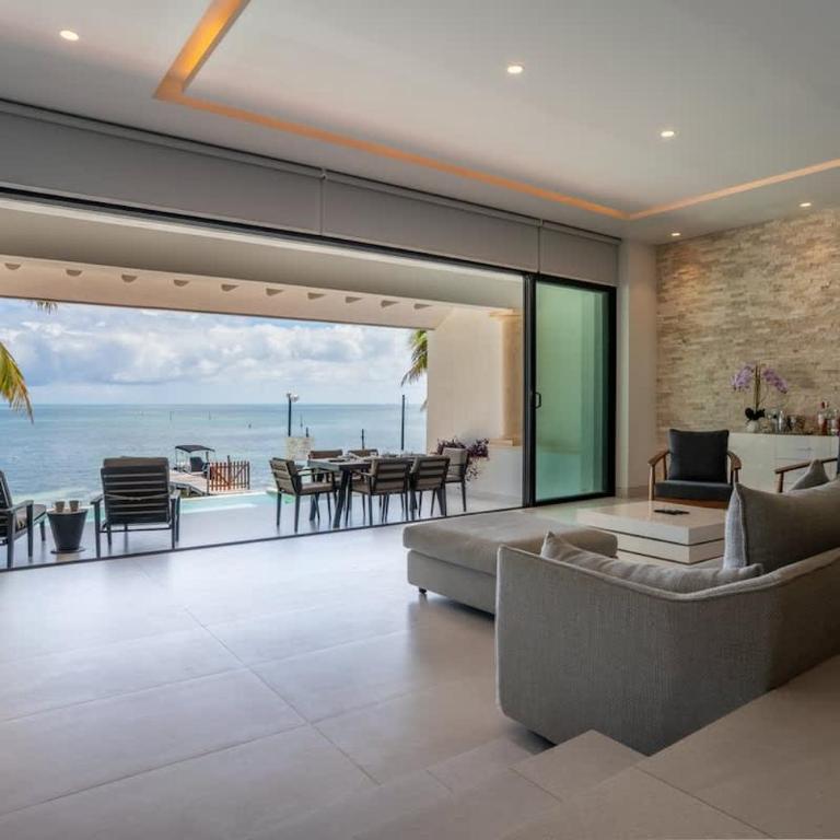 6BR Modern Oceanfront Villa w/ Infinity Pool - Vacation Home - 14