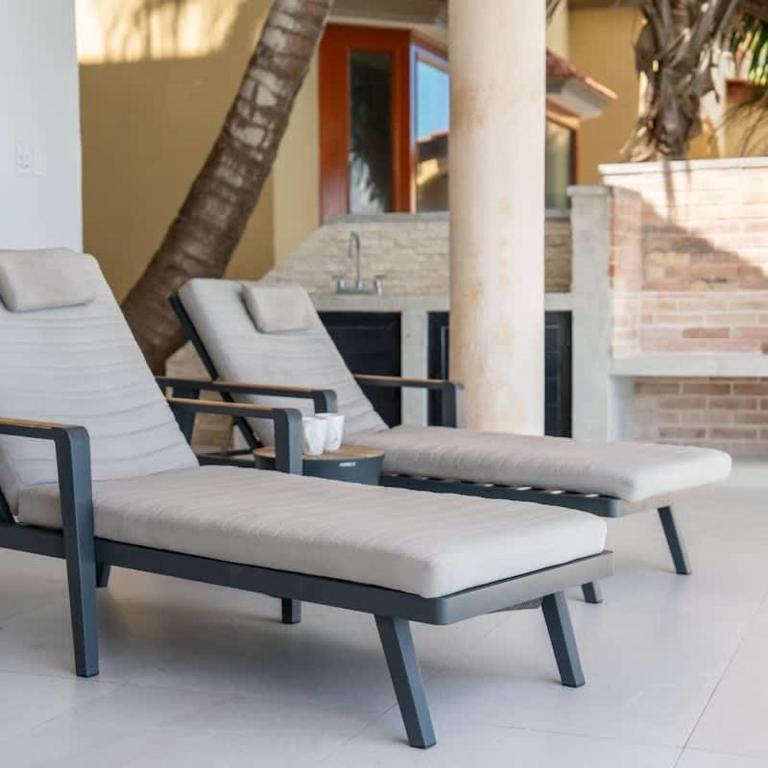 6BR Modern Oceanfront Villa w/ Infinity Pool - Vacation Home - 25