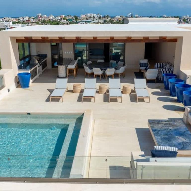9BR Luxury Beachfront Penthouse w/ Private Pool - Apartment - 2