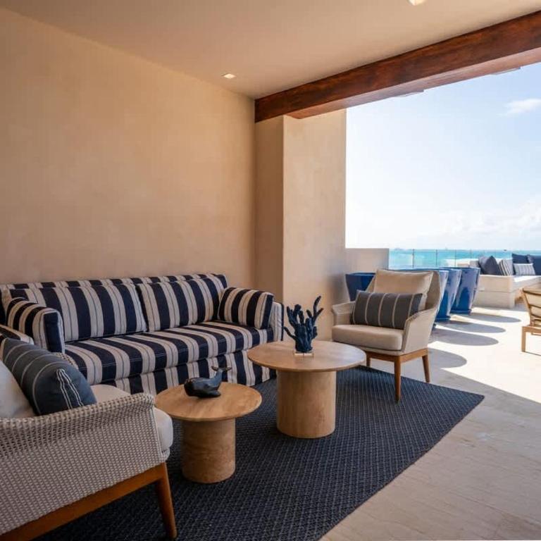 9BR Luxury Beachfront Penthouse w/ Private Pool - Apartment - 5
