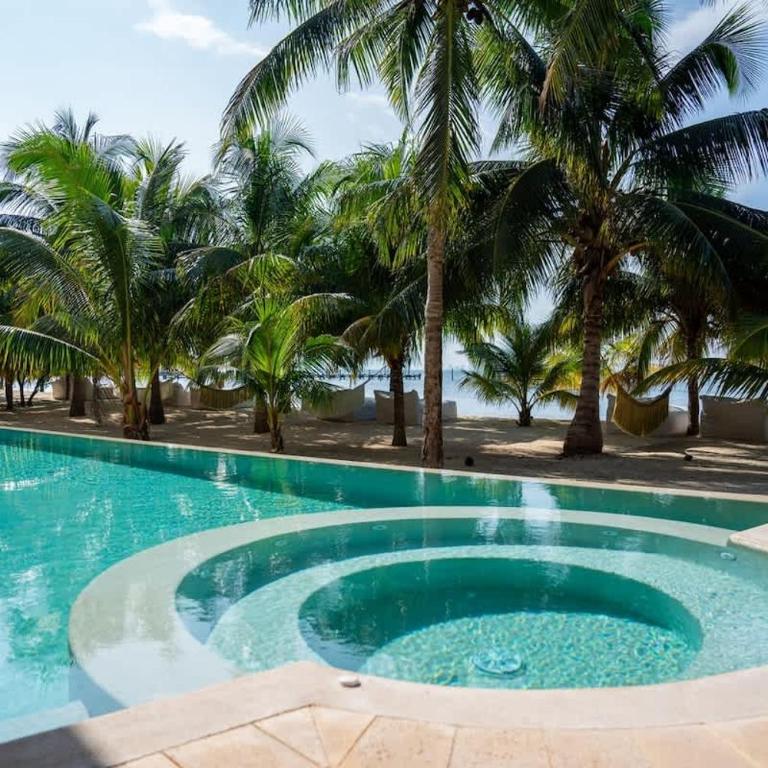 4BR Luxury Beachfront Apt w/ Heated Pool - Apartment - 6