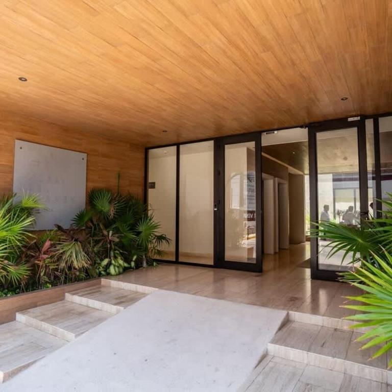 2BR Condo w/ Rooftop Oceanview & Centric Location - Apartment - 42