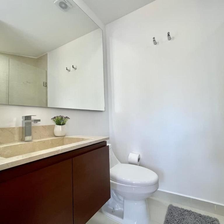 Beautiful Loft with Unique Rooftop & Location! - Apartamento - 31