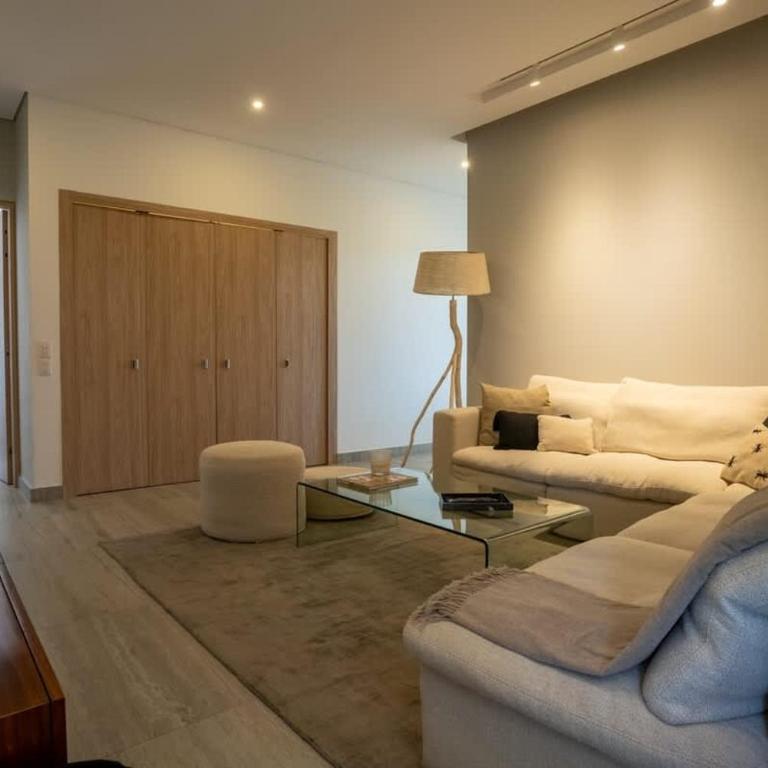 3BR Luxury Condo w/ Private Rooftop Pool & Gym - Apartment - 38