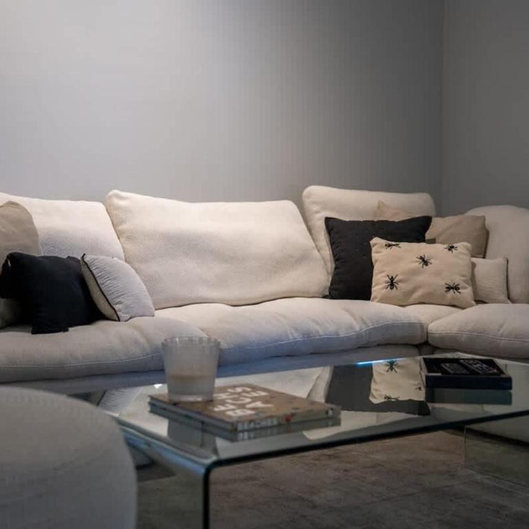 3BR Luxury Condo w/ Private Rooftop Pool & Gym - Apartment - 40