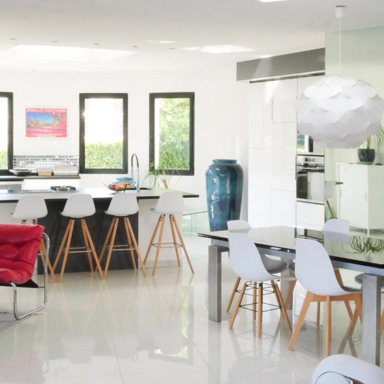 Grande Villa 350 M2, piscine chauffée vue mer et collines, CAVALAIRE sur mer, 10 personnes - Villa avec Piscine Privée - 18