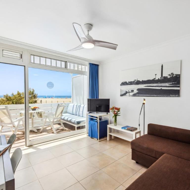 Apartamentos El Capricho - Apartamento de 1 dormitorio con balcón y vistas al mar - 6