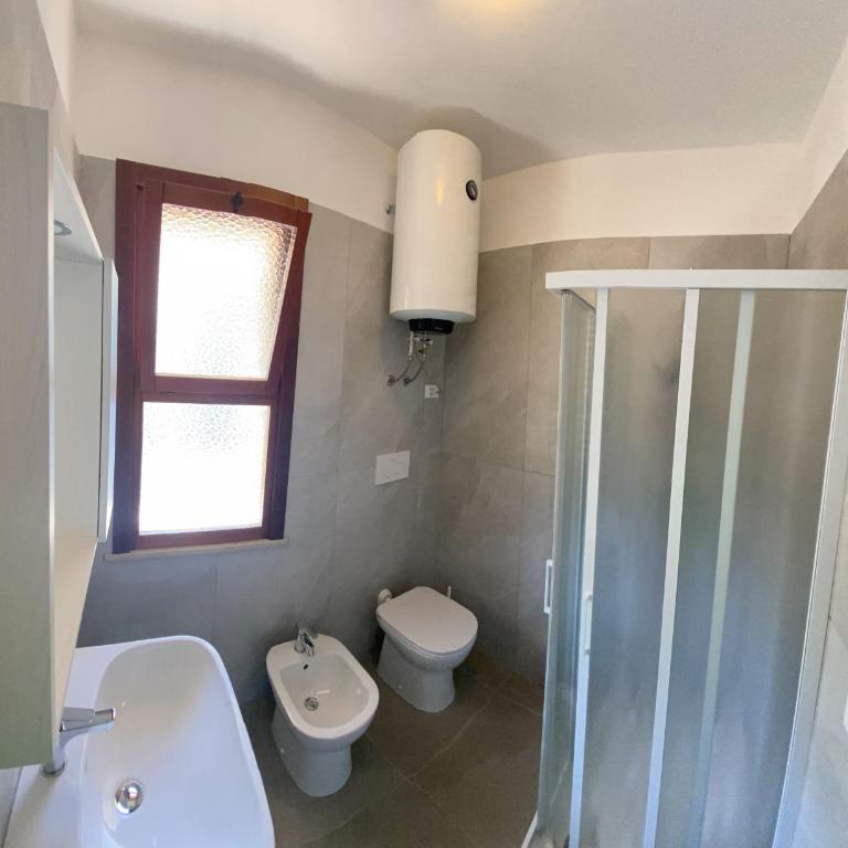 (7) Giovanni Versolatto - Appartamento con 2 Camere da Letto - 10