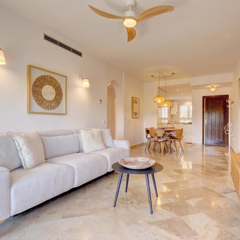 Stylish 2 Bedroom Penthouse With Pool by the Beach - Apartamento Deluxe de 2 dormitorios con vistas al jardín - 19
