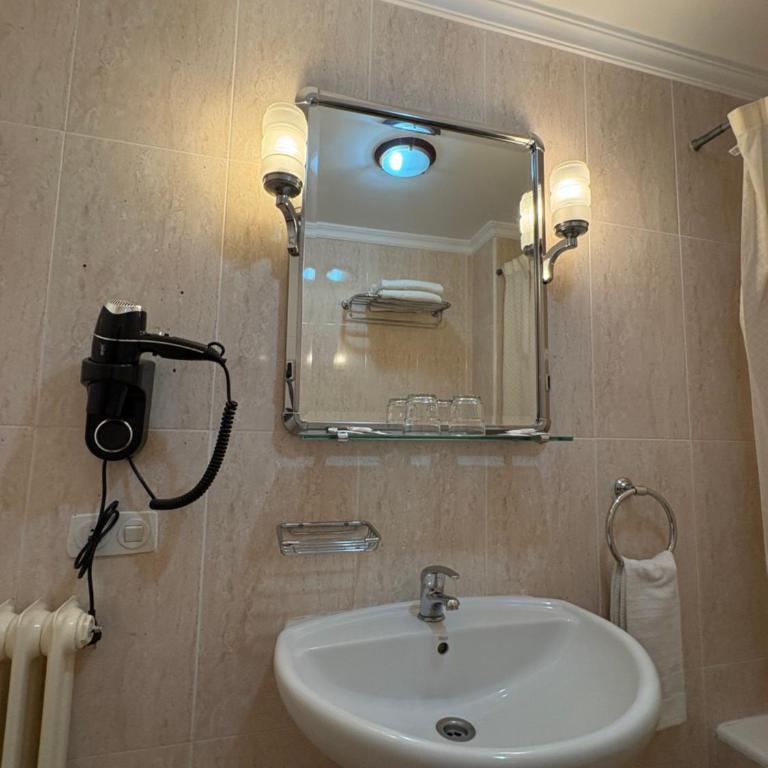 Hotel Amefa - Double or Twin Room - 5