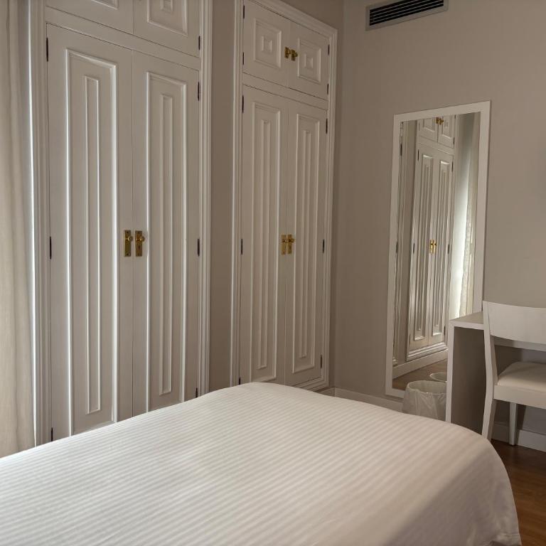 Hotel Amefa - Double or Twin Room - 8