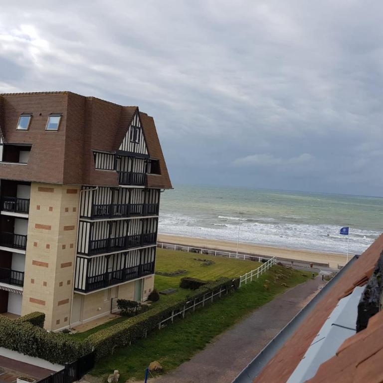 Equipped apartment on the edge of Cabourg Beach - Appartamento - 11