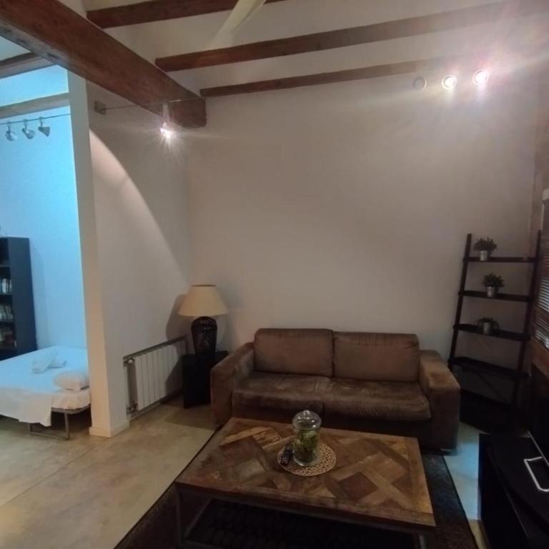 Cozy apartment in the old town - San Ramon - Apartamento de 1 dormitorio - 2
