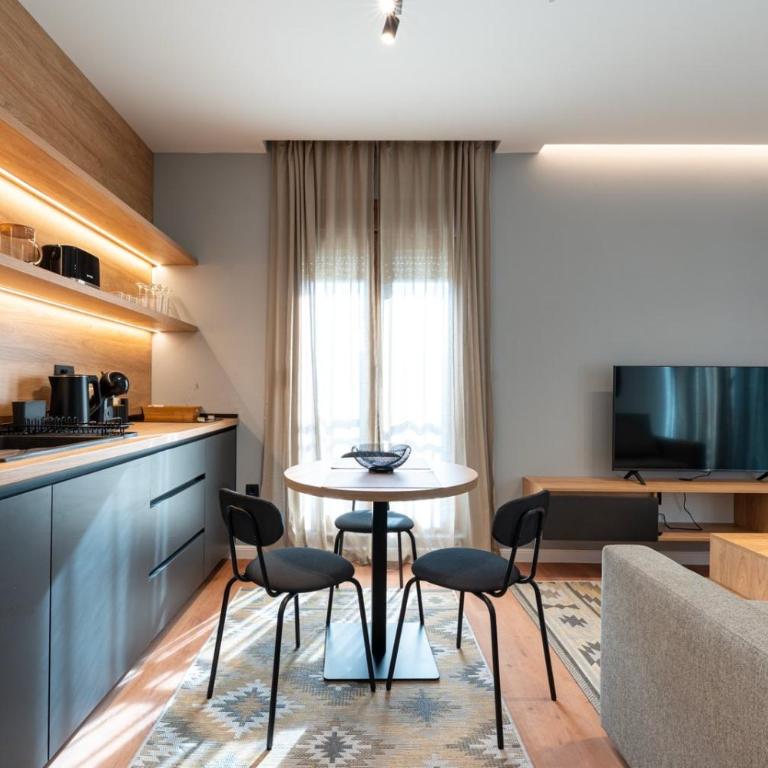 Nanooq Apartments - Deluks Apartman s 1 Spavaćom Sobom i Pogledom na Vrt - 1