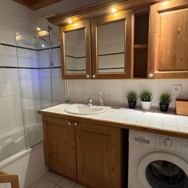 Chaleureux appartement 10pers Sainte-Foy-Station - Appartement - 9