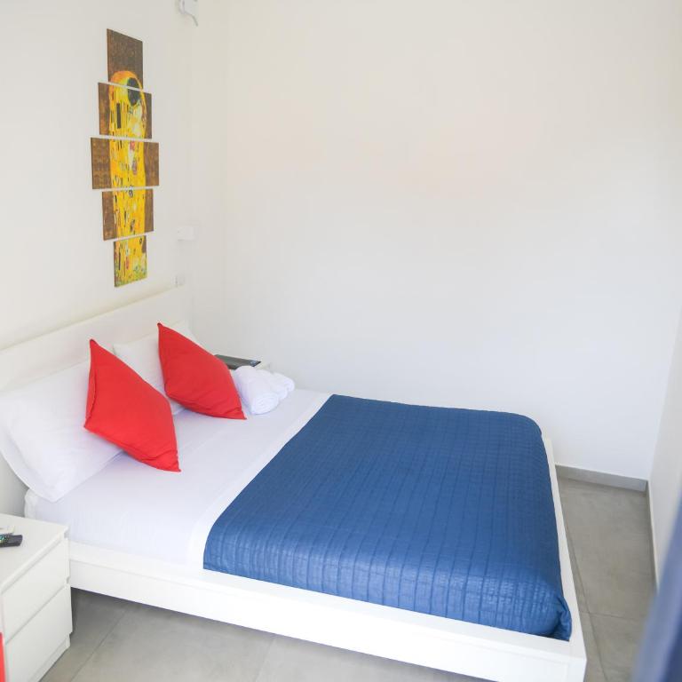 Palazzo Verdi Holiday Viterbo - Camera Quadrupla con Bagno Privato - 10
