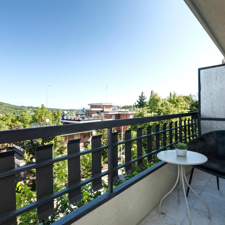 Palazzo Belvedere Chianciano Terme - Camera Matrimoniale con Balcone - 11