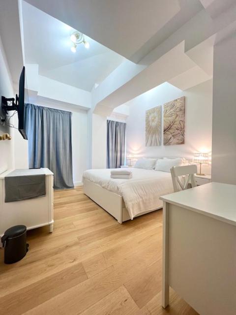 Via Del Corso Home Roma - Family Suite - 3