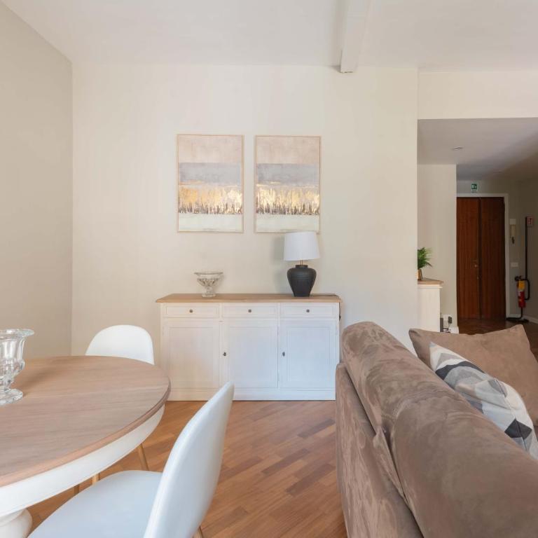 SuityRHome San Giovanni 11 - Appartamento con 2 Camere da Letto - 7