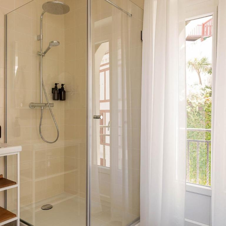 Alfred Hotels Les Halles - Chambre Familiale - 6