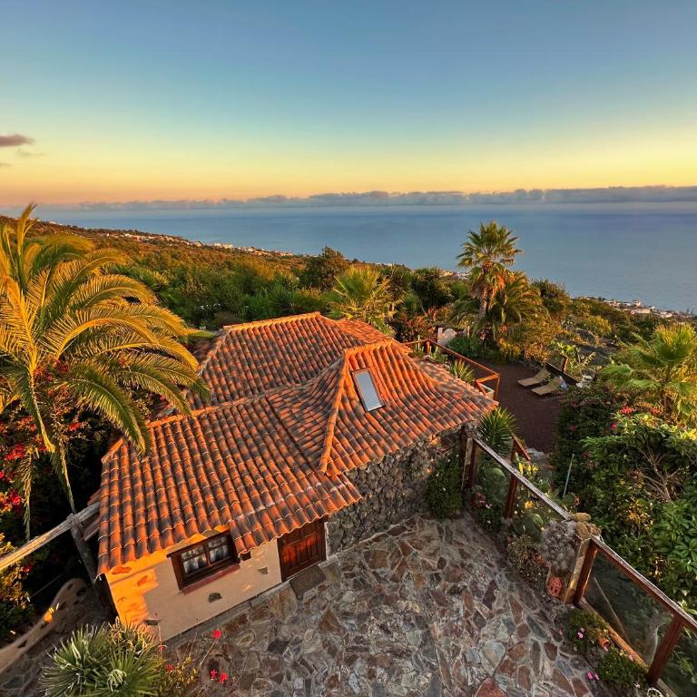 Finca Tenerife - Authentisches kanarisches Haus mit Traumblick, tropischem Garten und Sauna - One-Bedroom House - 3