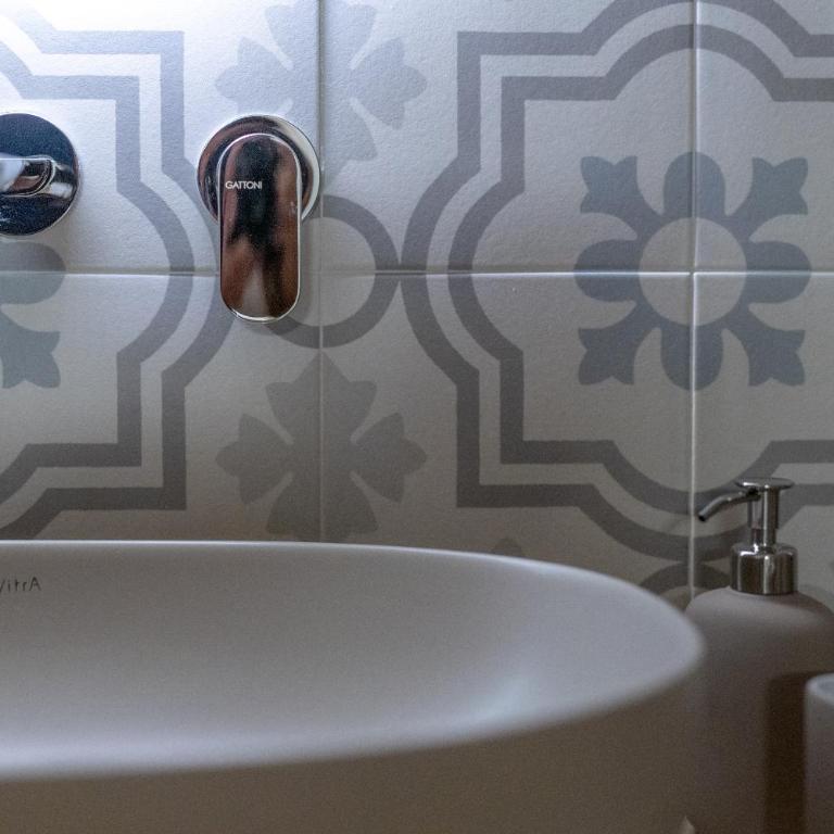 Luxury B&B Maison Madre in the historic center of Avola - Camera Matrimoniale con Bagno Privato - 7