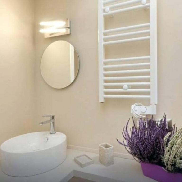 Secret Garden Apt Colosseo - Homkeey Apartments - Appartamento con 1 Camera da Letto - 35
