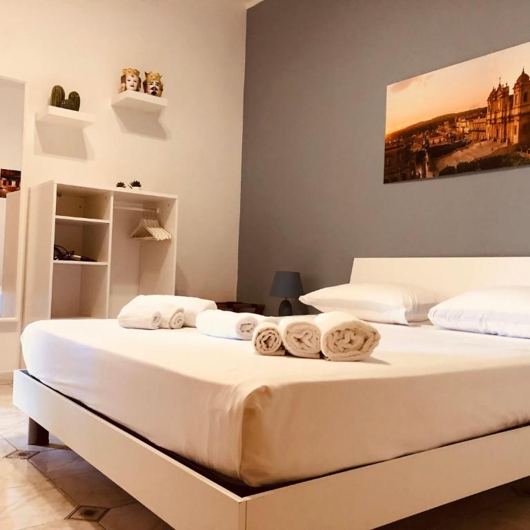 La Madonnina - Camera Matrimoniale con Letto Supplementare - 8