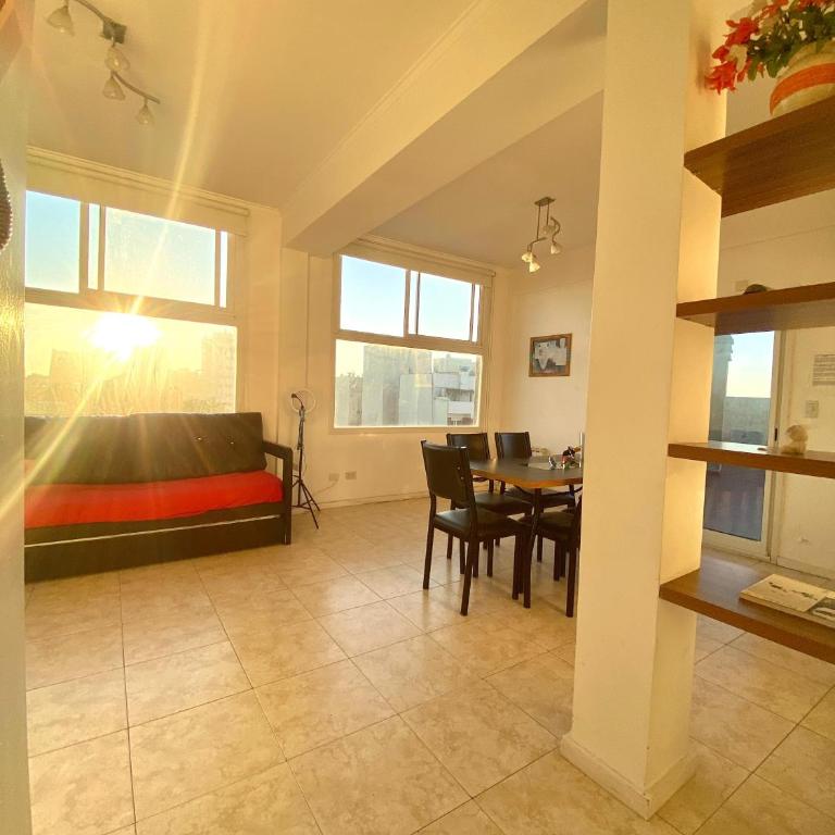 Departamento en doble planta con patio y parrilla! - Apartamento de 1 dormitorio - 22